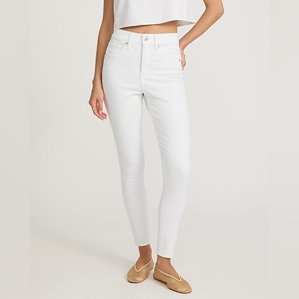 Express High Waisted White Supersoft Skinny Jeans (Size 0)